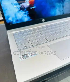New Laptop HP Pavilion 14 8GB Intel Core I5 SSD 512GB