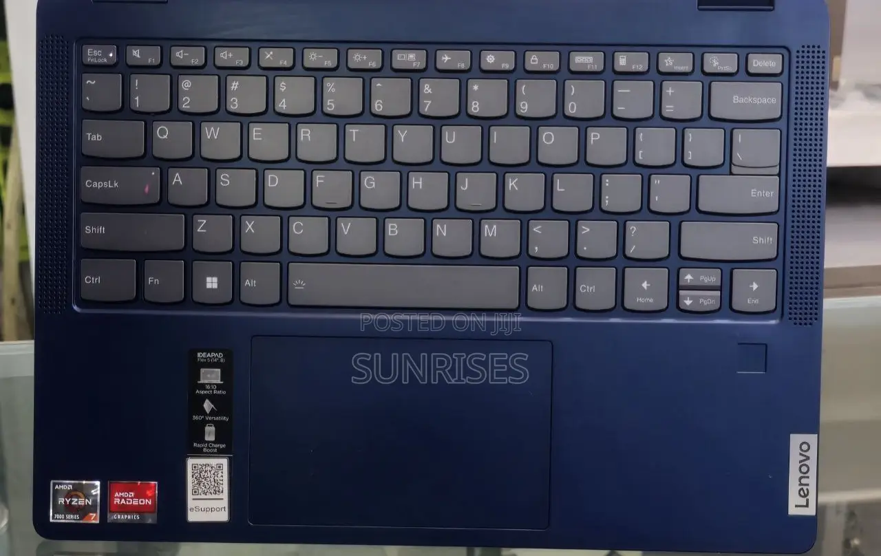 New Laptop Lenovo Flex 5 16GB AMD Ryzen 7 SSD 512GB