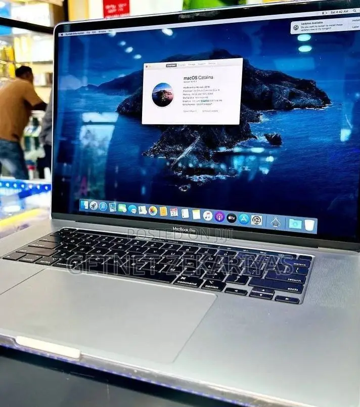 New Laptop Apple MacBook Pro 2019 16GB Intel Core I7 SSD 1T