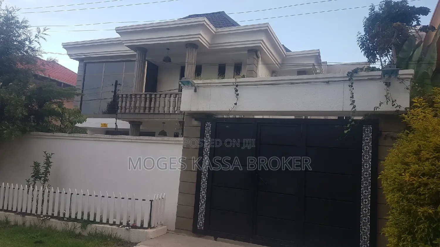 5bdrm House in አያት የአያት ቤቶች በደንብ, Yeka for sale