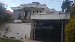 5bdrm House in አያት የአያት ቤቶች በደንብ, Yeka for sale