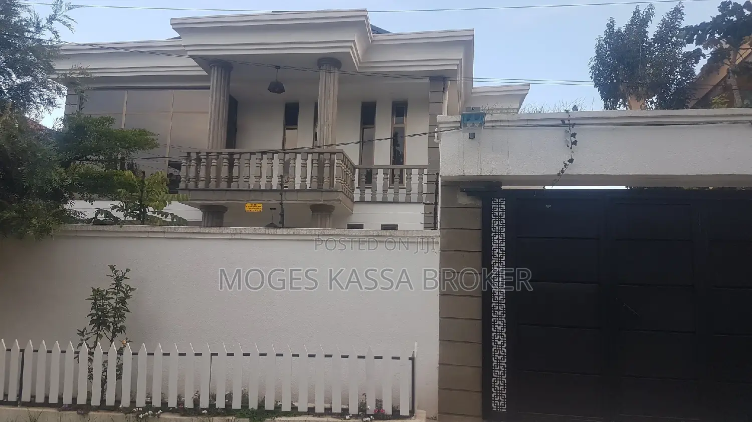 5bdrm House in አያት የአያት ቤቶች በደንብ, Yeka for sale