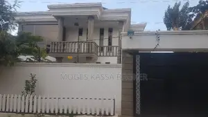 5bdrm House in አያት የአያት ቤቶች በደንብ, Yeka for sale