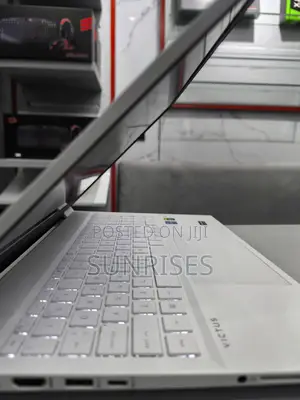 New Laptop HP Victus 16 16GB Intel Core I7 SSD 512GB