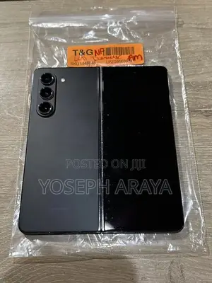 Photo - Samsung Galaxy Fold 5G 512 GB Black