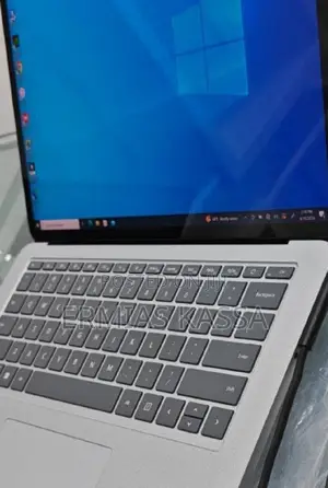 New Laptop Microsoft Surface Pro 9 16GB Intel Core I7 SSD 1T