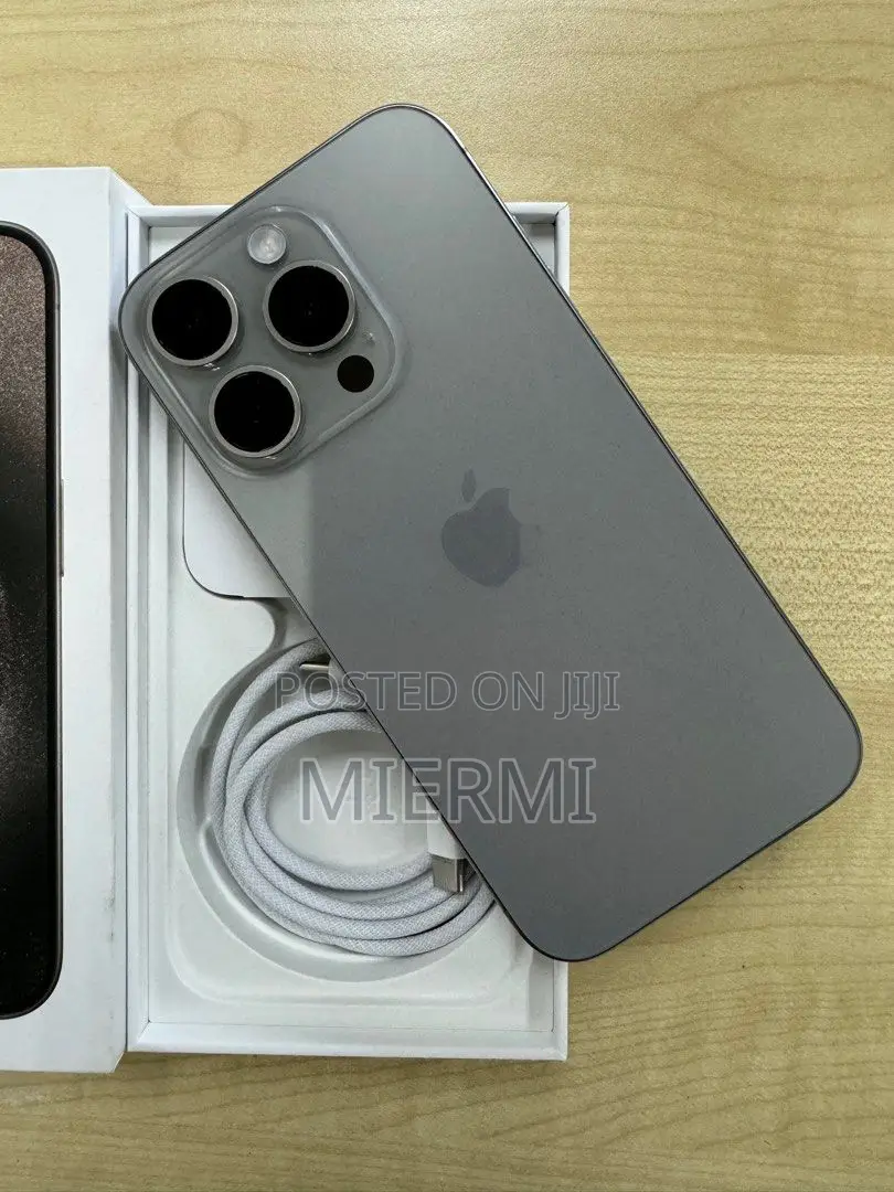 New Apple iPhone 15 Pro 1 TB White