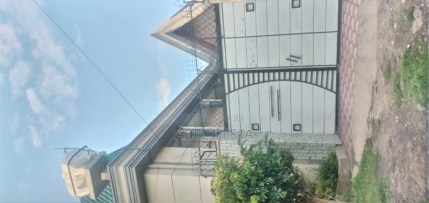 Furnished 3bdrm Villa in Fkr Grocery Akebabi, Adama for sale