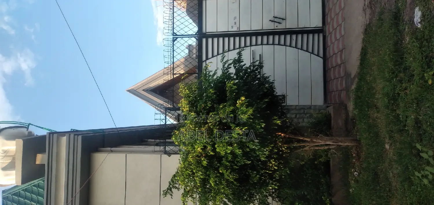 Furnished 3bdrm Villa in Fkr Grocery Akebabi, Adama for sale