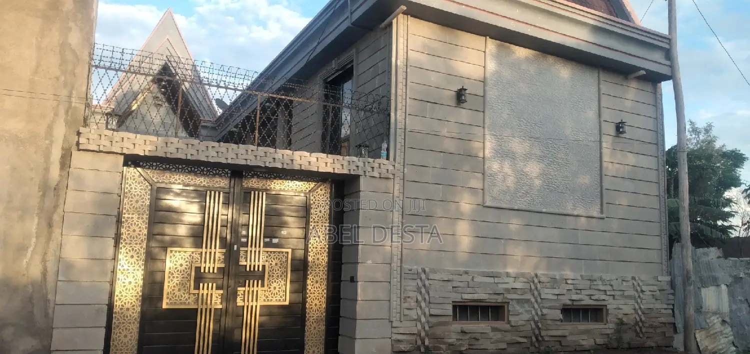 Furnished 3bdrm Villa in Fkr Grocery Germen, Adama for sale