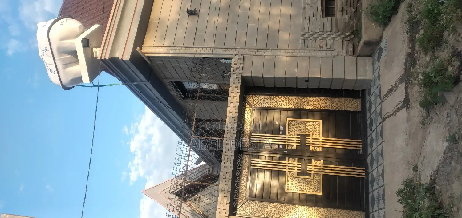 Furnished 3bdrm Villa in Fkr Grocery Germen, Adama for sale