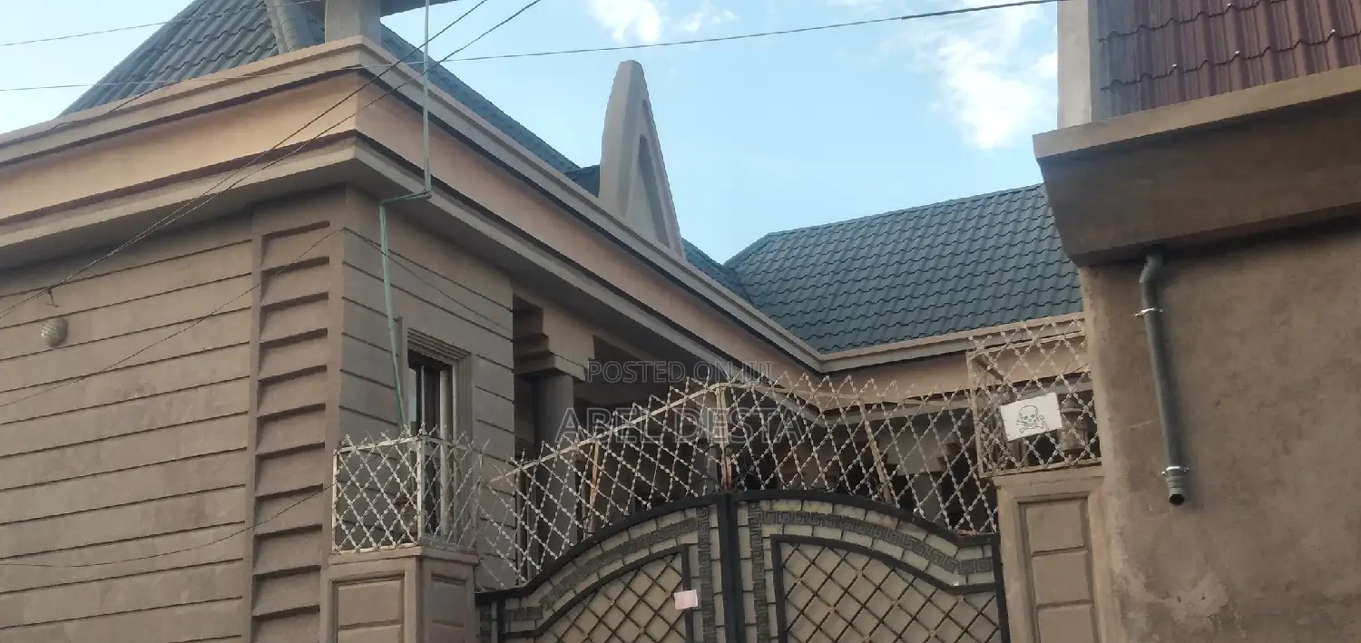 Furnished 3bdrm Villa in Fkr Grocery German, Adama for sale