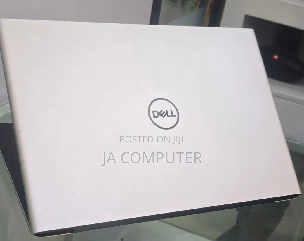 New Laptop Dell Vostro V13 16GB Intel Core I7 SSD 512GB