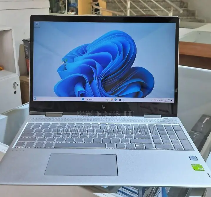 New Laptop HP Envy X360 16GB Intel Core I5 SSD 512GB