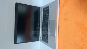 New Laptop HP EliteBook 840 G5 8GB Intel Core I5 SSD 512GB