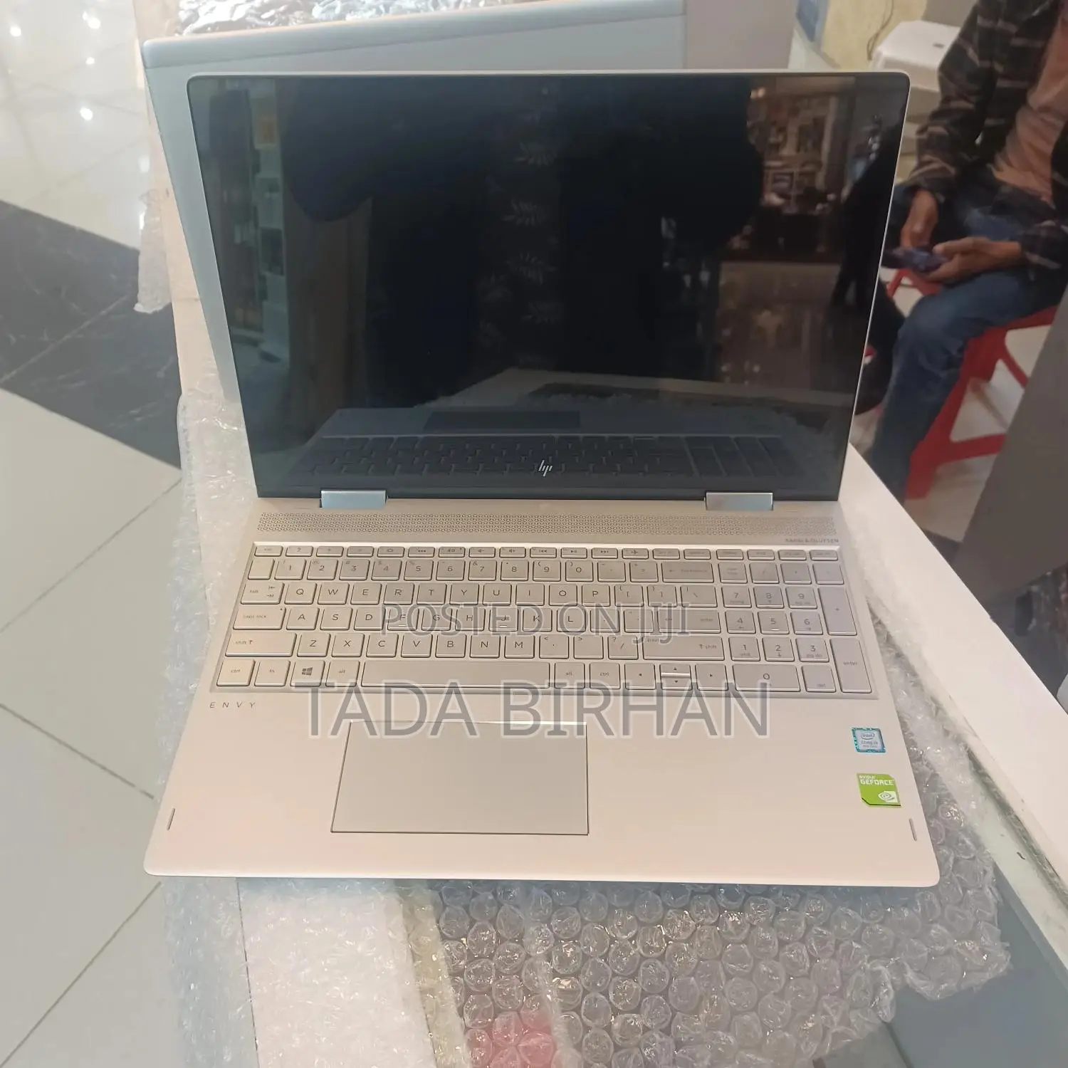 New Laptop HP Envy X360 8GB Intel Core I5 SSD 512GB