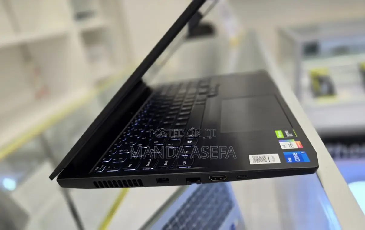 New Laptop Lenovo IdeaPad 1 8GB Intel Core I5 SSD 256GB