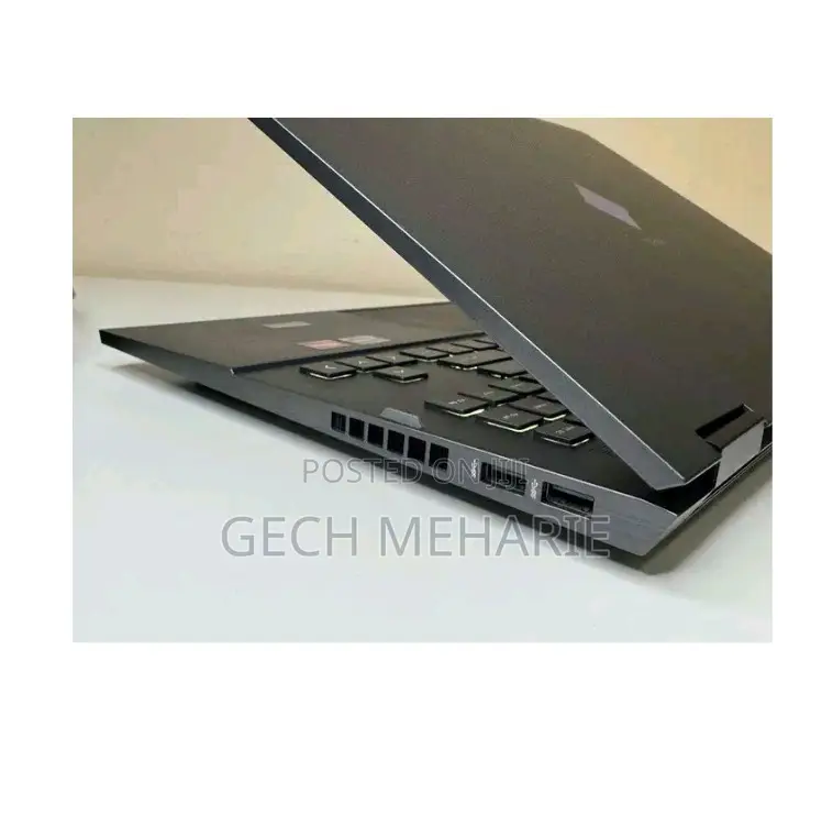 New Laptop HP Omen 15 16GB Intel Core I9 SSD 256GB