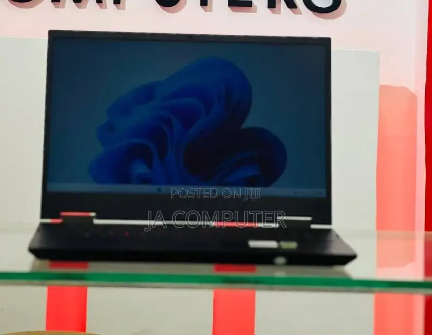 New Laptop HP Omen 15 16GB Intel Core I7 SSD 500GB