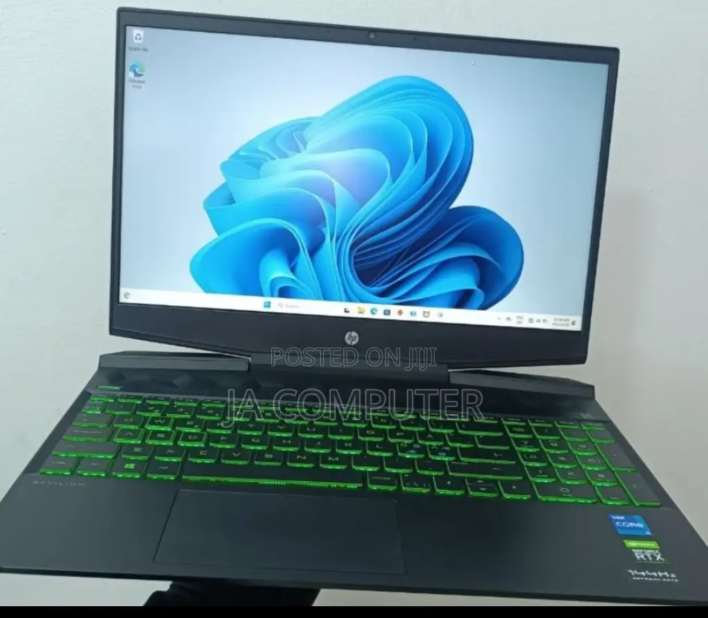 New Laptop HP Pavilion Power 15 8GB Intel Core I5 SSD 512GB