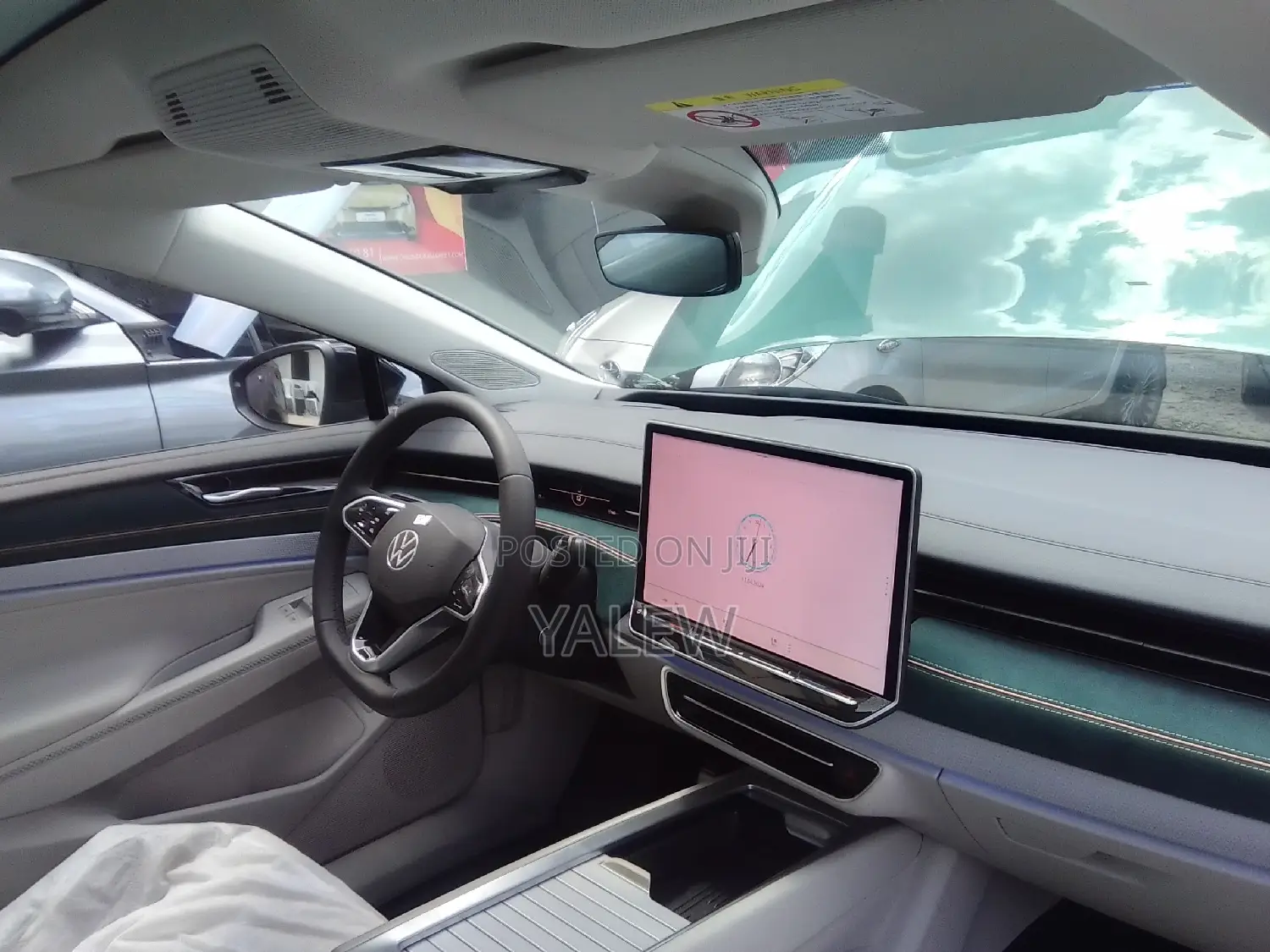 New Volkswagen 1 2024 Green