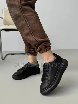 Alexander McQueen High Master Quality Luxurious Sneakers