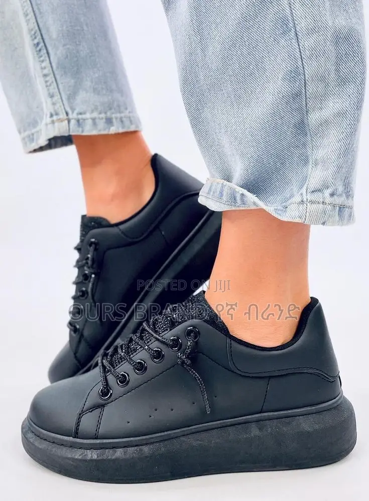 Alexander McQueen High Master Quality Luxurious Sneakers