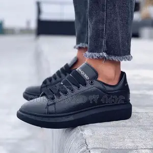 Photo - Alexander McQueen High Master Quality Luxurious Sneakers