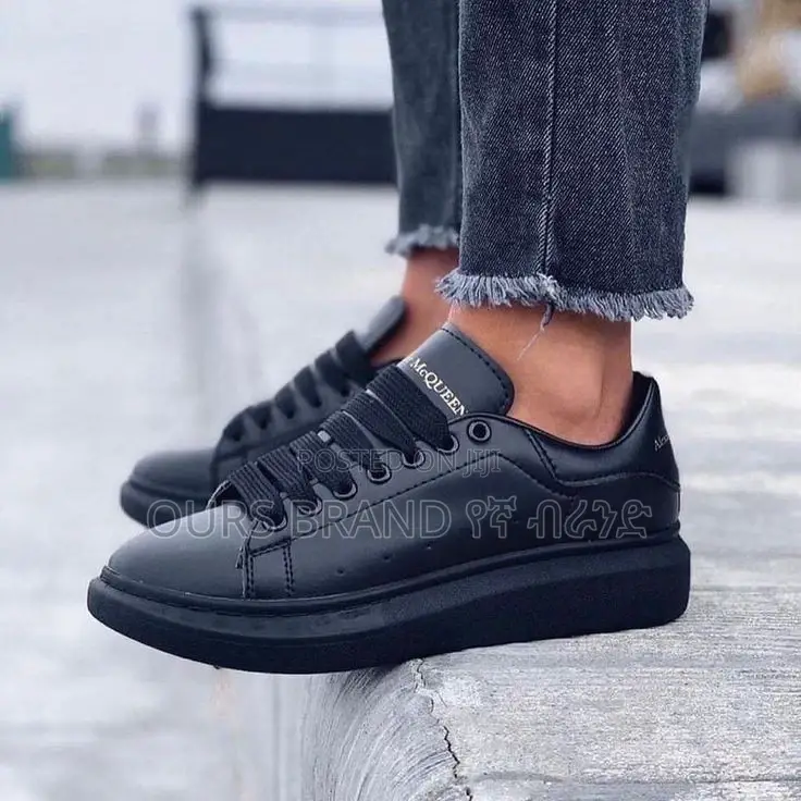 Alexander McQueen High Master Quality Luxurious Sneakers