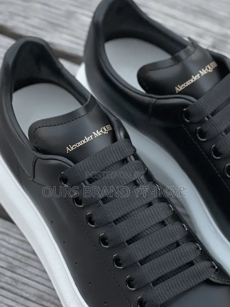 Alexander McQueen High Master Quality Luxurious Sneakers