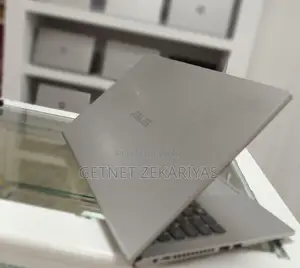 New Laptop Asus VivoBook 15 X505BA 8GB Intel Core I5 SSD 512GB