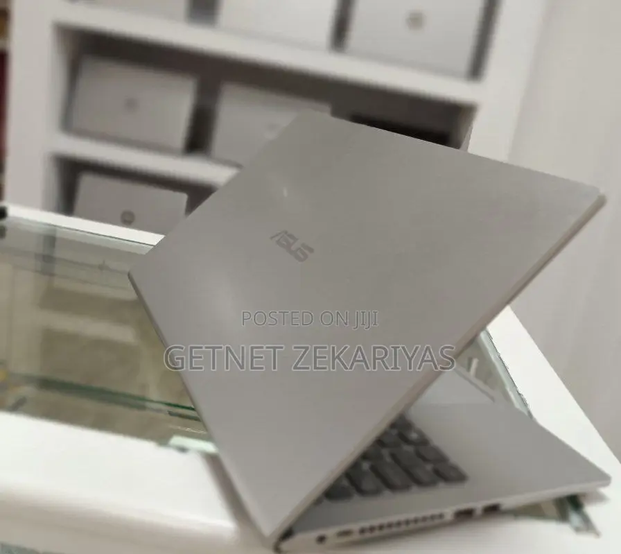 New Laptop Asus VivoBook 15 X505BA 8GB Intel Core I5 SSD 512GB