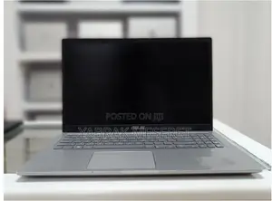 New Laptop Asus VivoBook 15 X505BA 8GB Intel Core I5 SSD 512GB