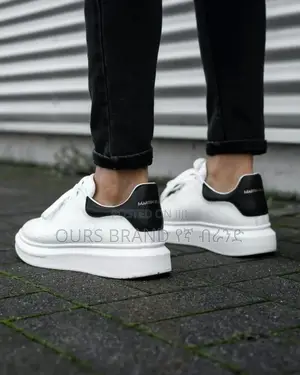 Photo - Alexander McQueen High Master Quality Luxurious Sneakers