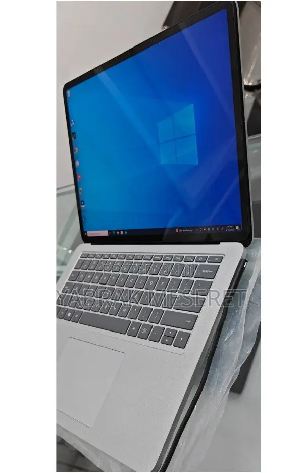 New Laptop Microsoft Surface Pro 9 16GB Intel Core I7 SSD 1T