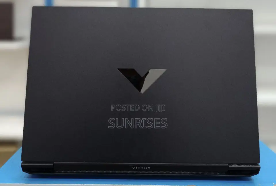 New Laptop HP Victus 16 16GB Intel Core I7 SSD 512GB