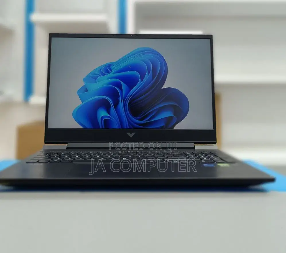 New Laptop HP Victus 16 16GB Intel Core I7 SSD 512GB