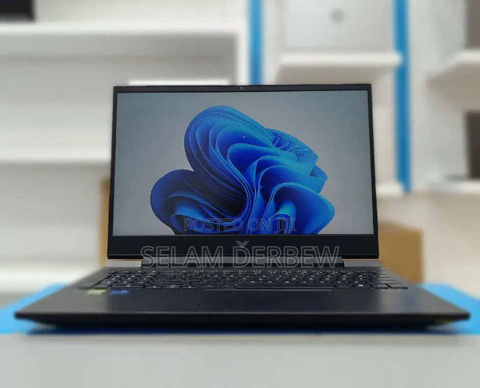 New Laptop HP Victus 16 16GB Intel Core I7 SSD 512GB