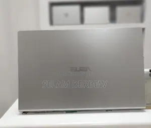 New Laptop Asus Vivobook E200HA 8GB Intel Core I5 SSD 512GB