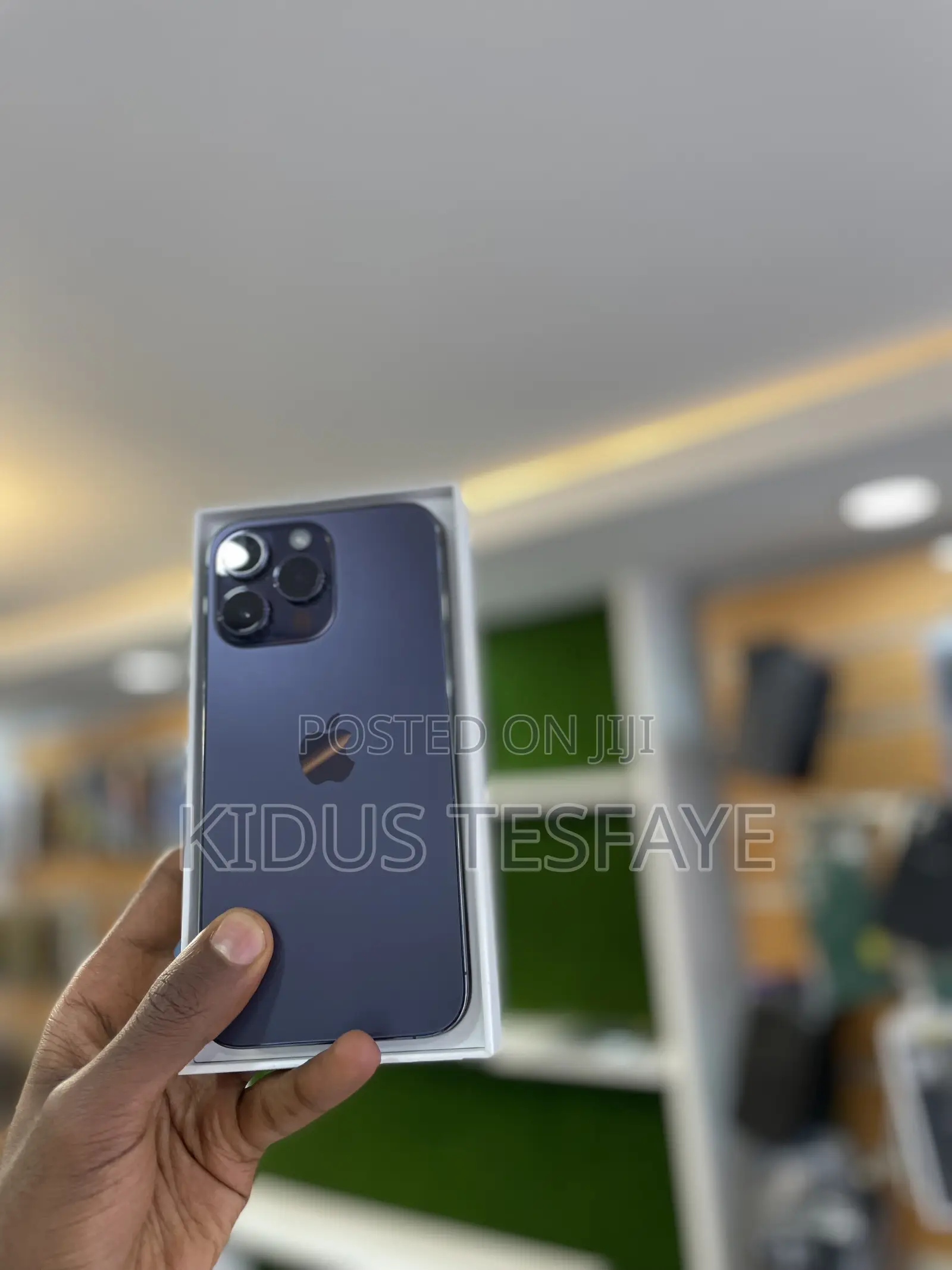 New Apple iPhone 14 Pro Max 256 GB Purple