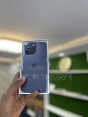 Photo - New Apple iPhone 14 Pro Max 256 GB Purple