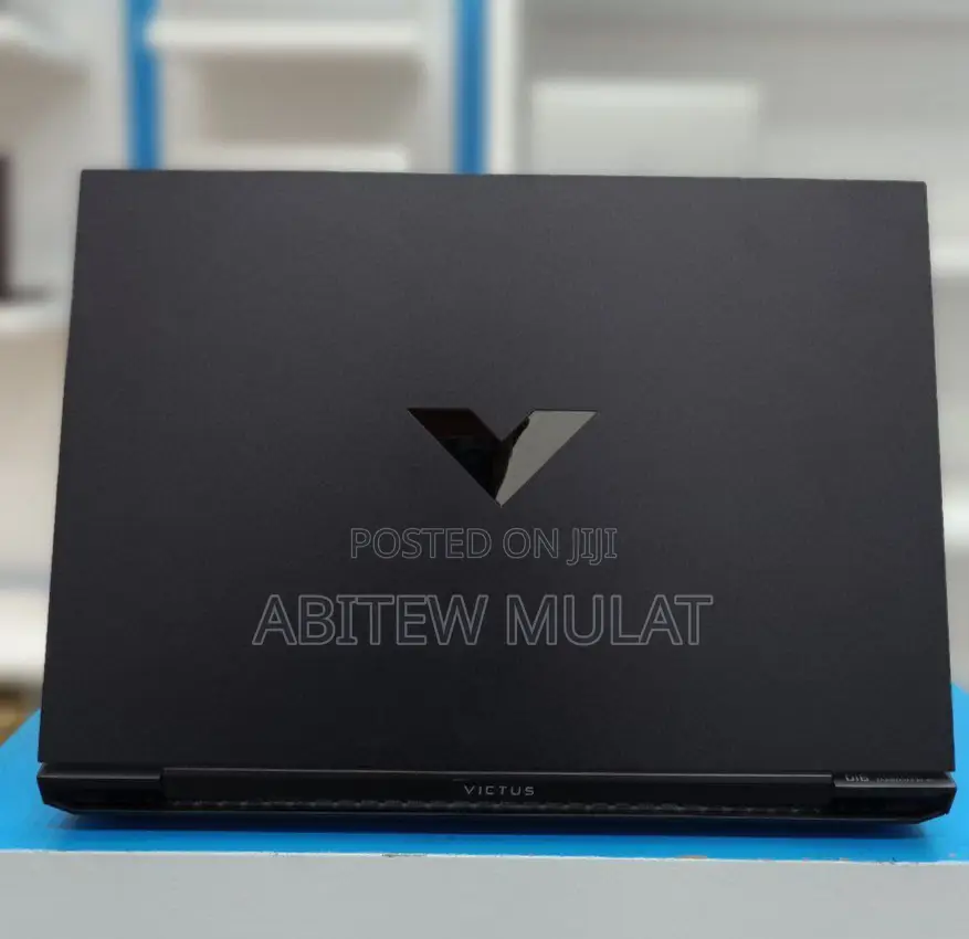 New Laptop HP Victus 16 16GB Intel Core I7 SSD 512GB