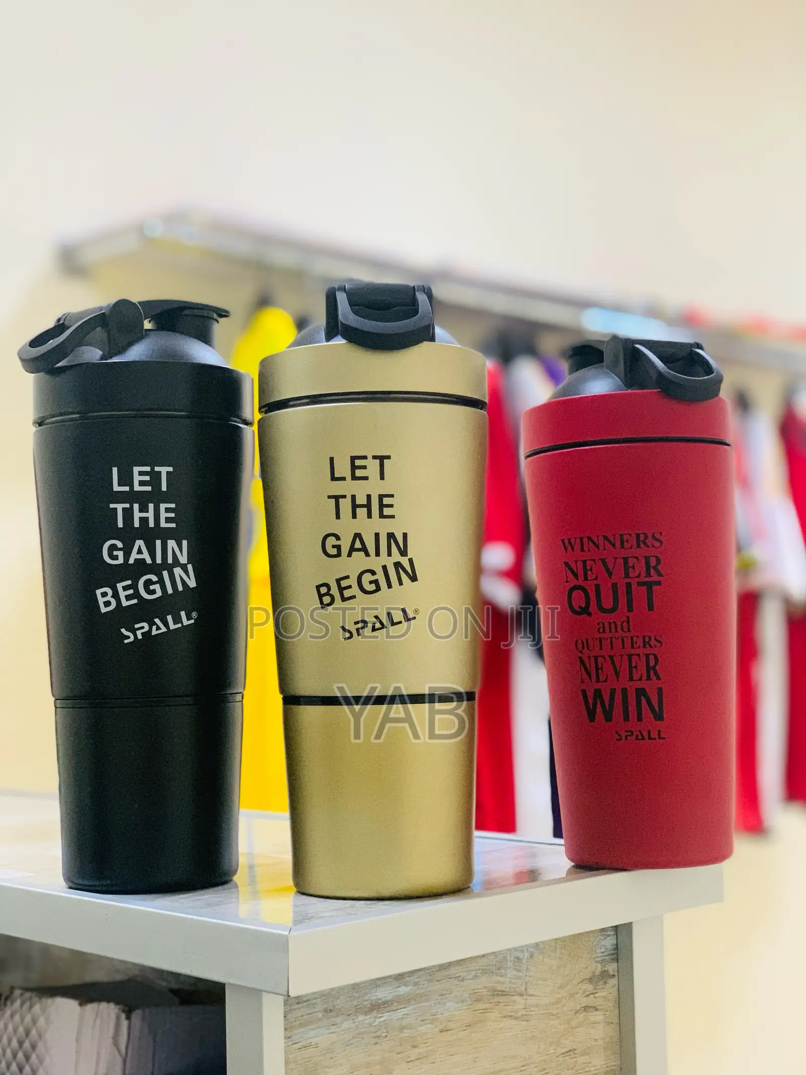 Spall Metallic Shakers