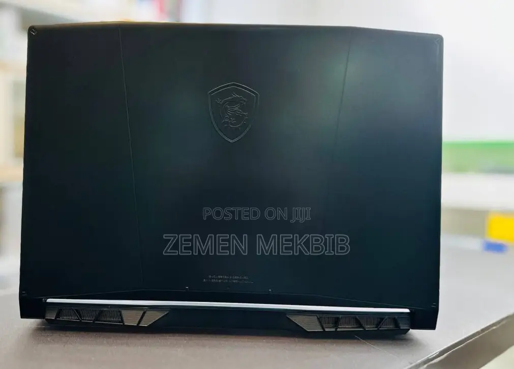 New Laptop MSI 16GB Intel Core I7 SSD 512GB