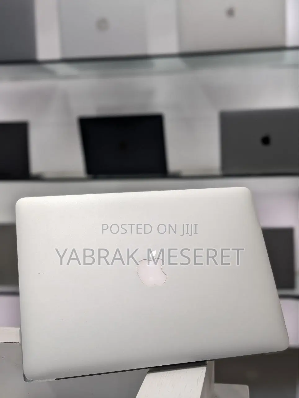 New Laptop Apple MacBook Air 2017 8GB Intel Core I7 SSD 256GB