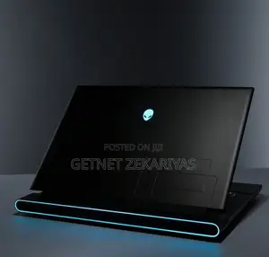 New Laptop Alienware M17x R2 16GB Intel Core I7 SSD 1T