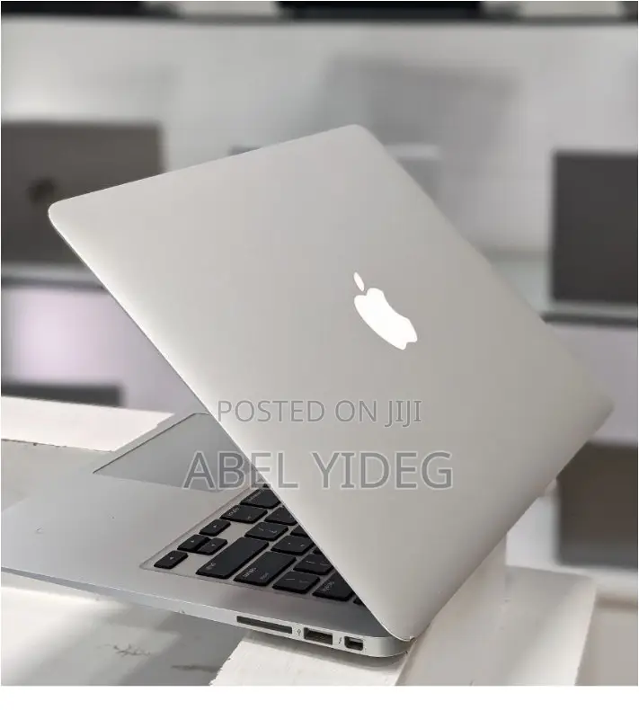 New Laptop Apple MacBook Air 2014 8GB Intel Core I7 SSD 256GB
