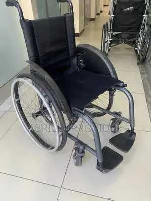 Photo - Small Wheelchair~Slightly Used Wheelchair>€Wheelchair€