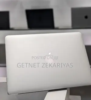 New Laptop Apple MacBook Air 2018 8GB Intel Core i7 SSD 256GB