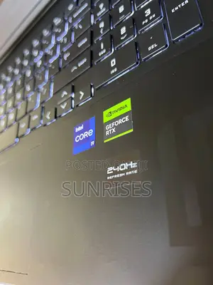 New Laptop HP Omen 17 32GB Intel Core I9 SSD 2T